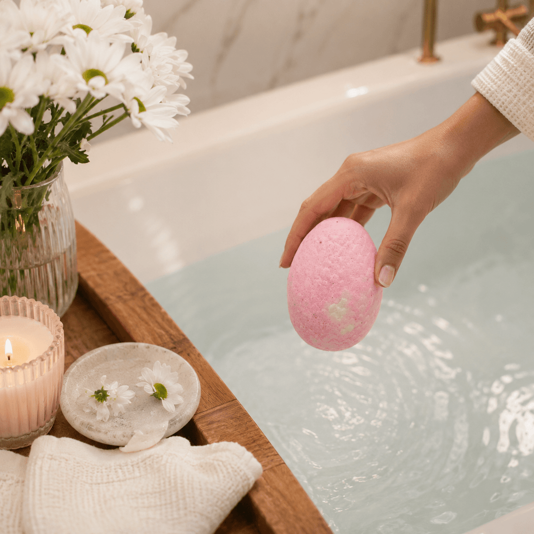 Crystal Hidden Bath Bomb