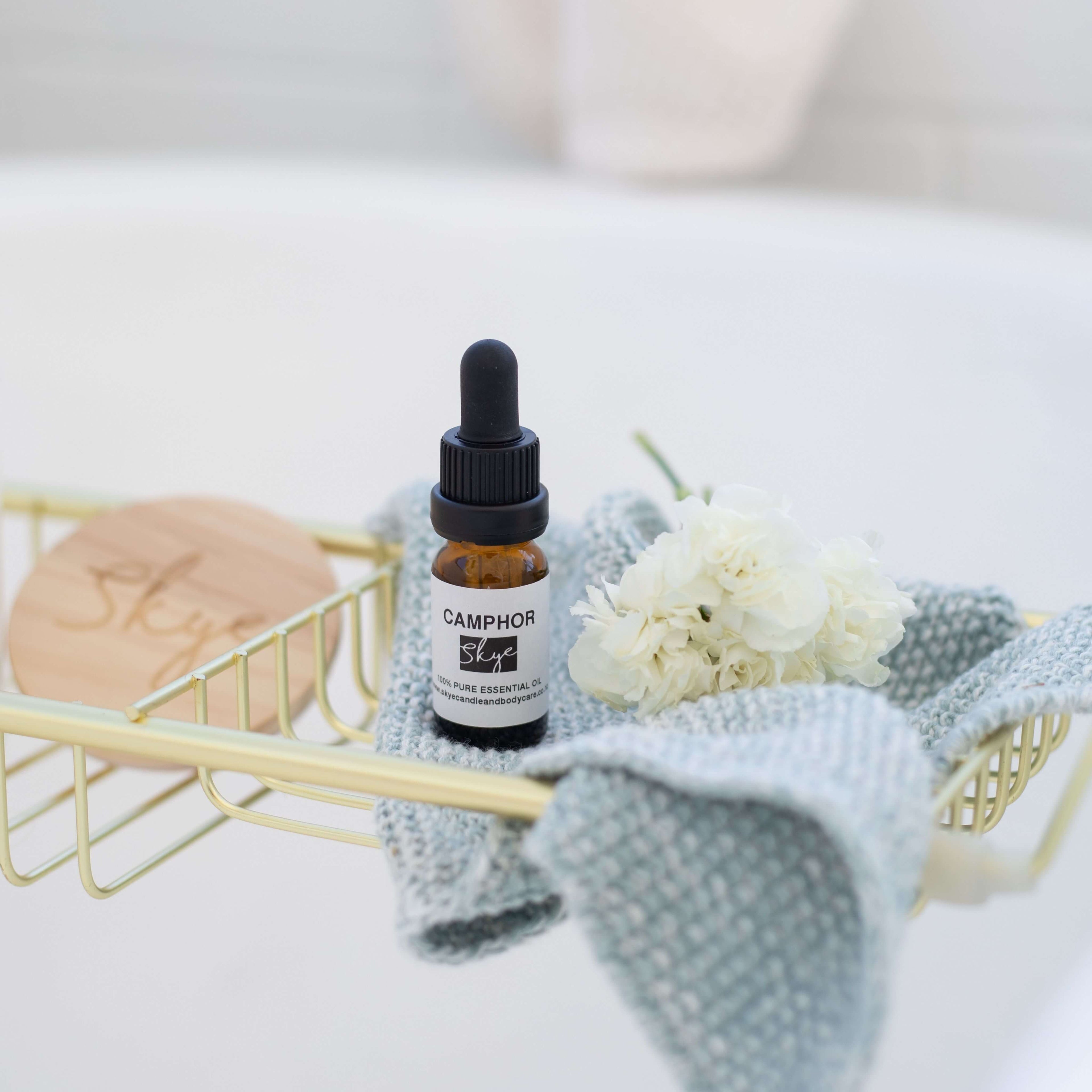 camphor essential oil