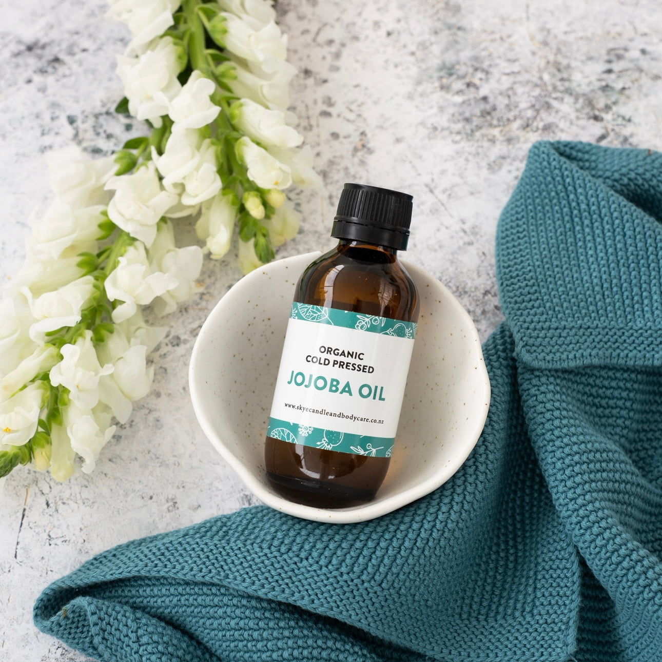 organic jojoba oil