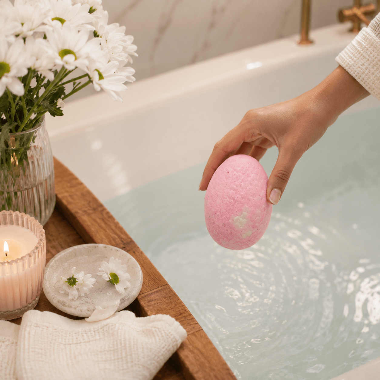 Crystal Hidden Bath Bomb