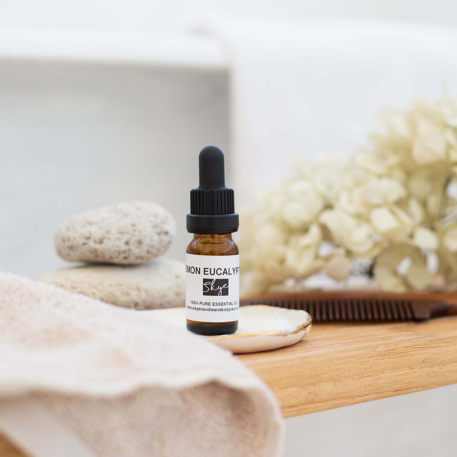 Lemon Eucalyptus essential oil